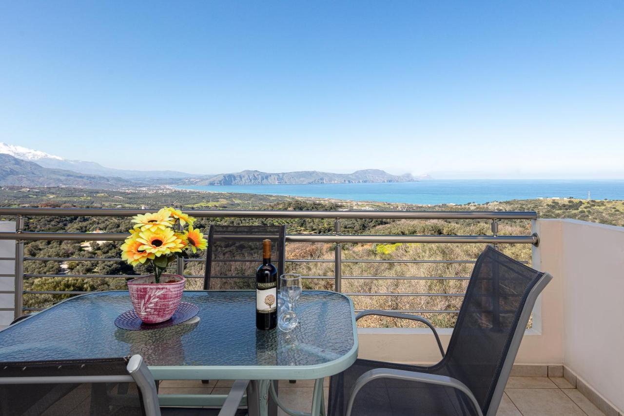 Vourvahis Seaview Apartments Karotí Екстериор снимка