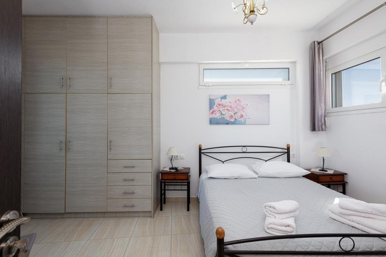 Vourvahis Seaview Apartments Karotí Екстериор снимка