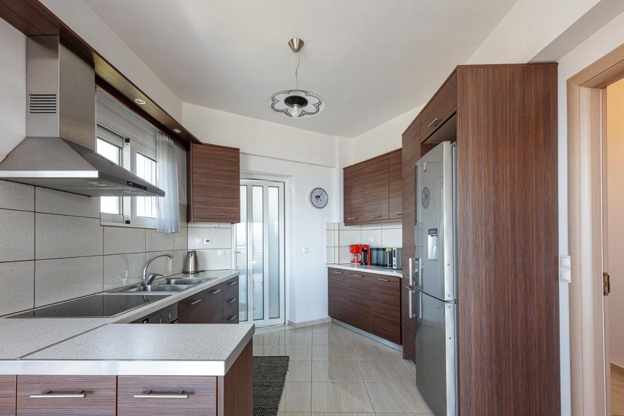 Vourvahis Seaview Apartments Karotí Екстериор снимка