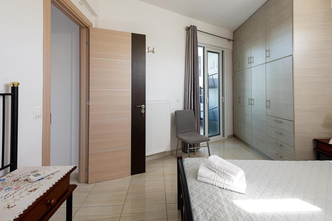 Vourvahis Seaview Apartments Karotí Екстериор снимка